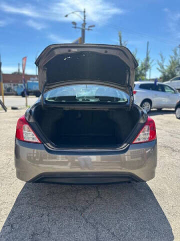 2017 Nissan Versa 1.6 S