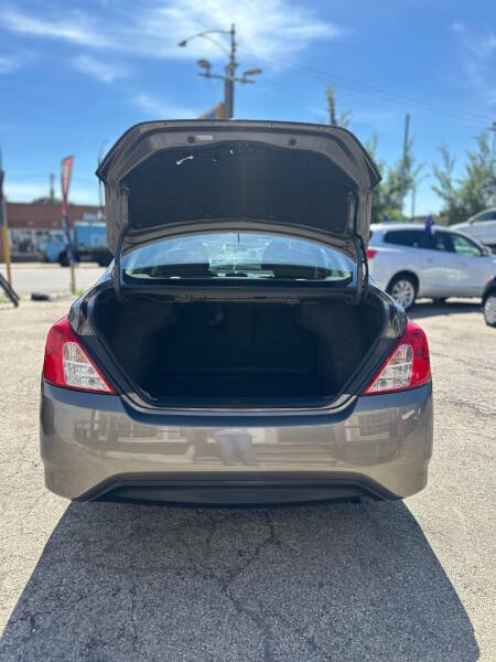 2017 Nissan Versa 1.6 S