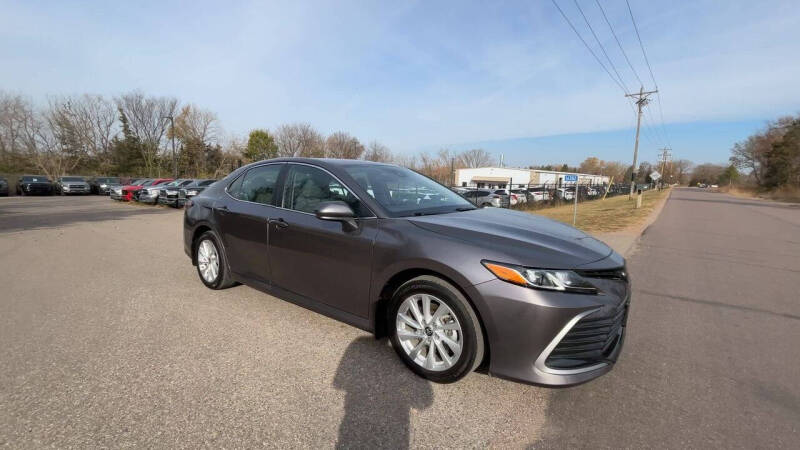 2023 Toyota Camry LE photo 6