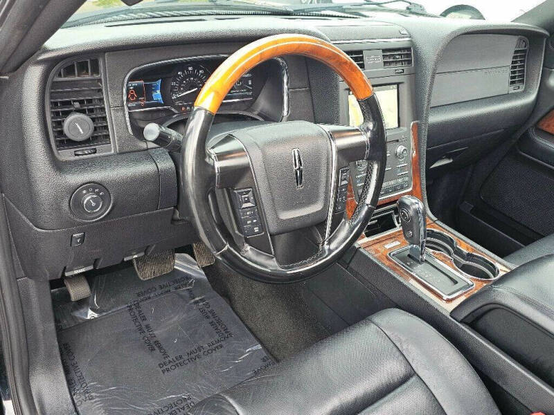 2016 Lincoln Navigator L Select