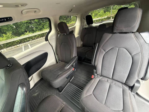 2017 Chrysler Pacifica Touring