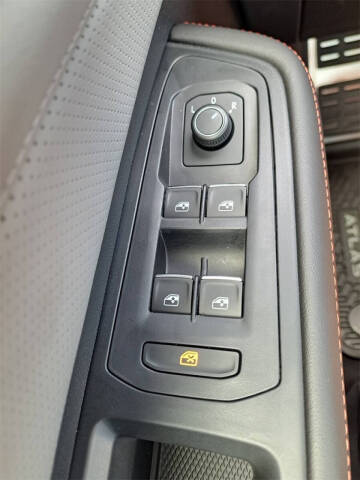 2025 Volkswagen Atlas Peak Edition 4Motion