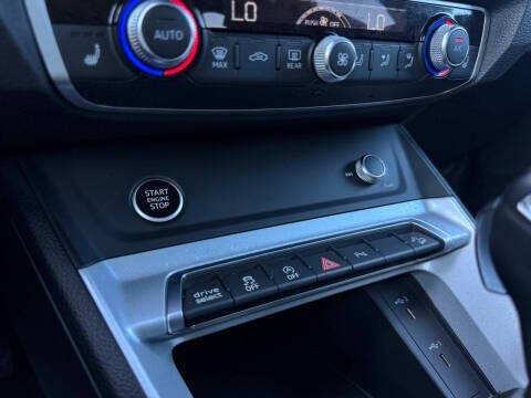 2023 Audi Q3 quattro S line Premium 45 TFSI