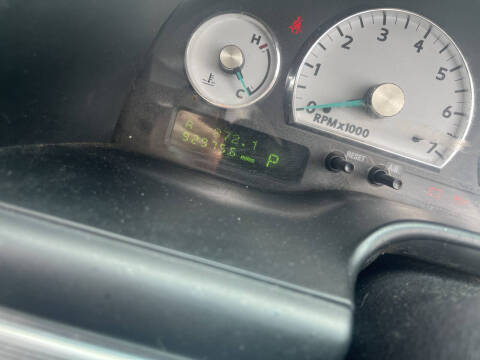 2004 Ford Thunderbird Deluxe