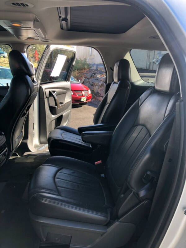 2012 GMC Acadia Denali