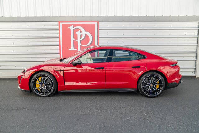2022 Porsche Taycan 47