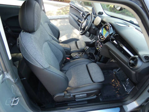 2022 MINI Hardtop 2 Door Cooper SE