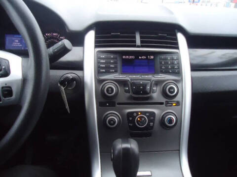 2013 Ford Edge SE