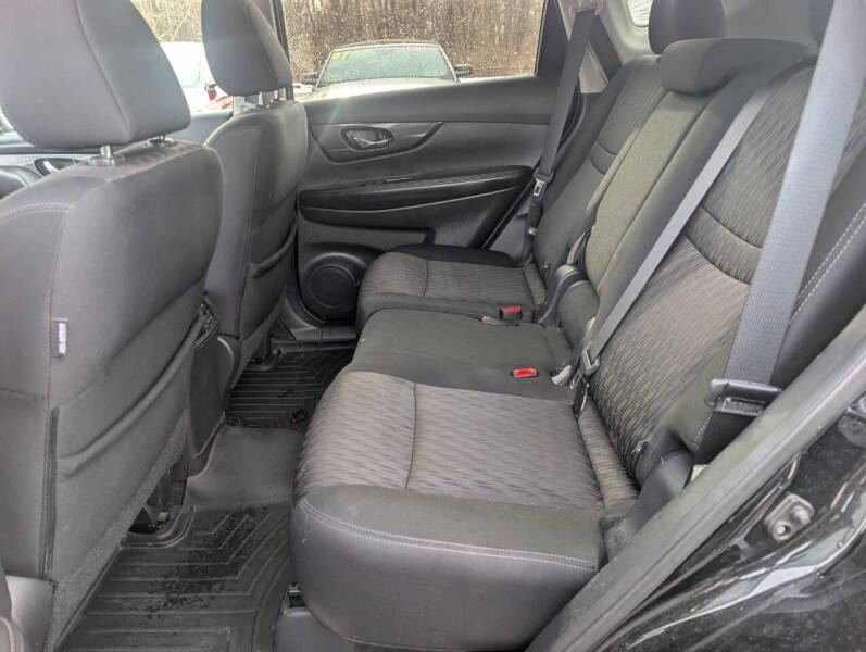2017 Nissan Rogue SV