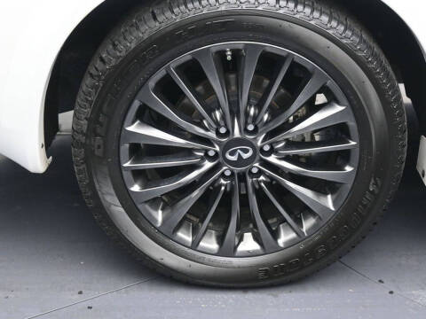 2022 Infiniti QX80 Sensory