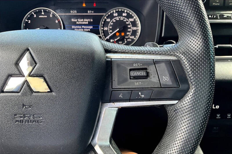 2022 Mitsubishi Outlander SE