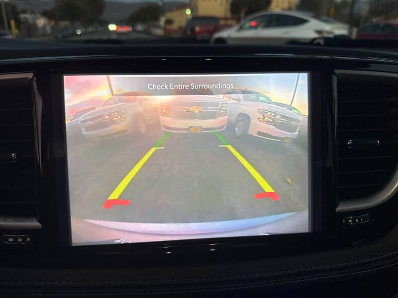 2021 Chrysler Pacifica Touring