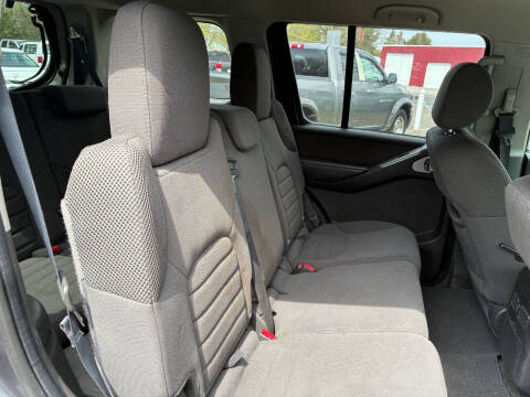 2012 Nissan Pathfinder S