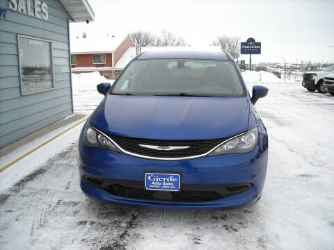 2021 Chrysler Voyager LX