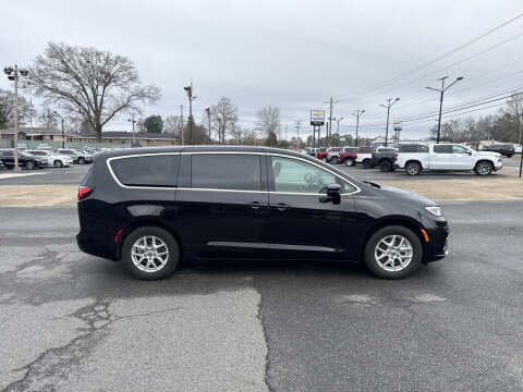 2024 Chrysler Pacifica Touring L