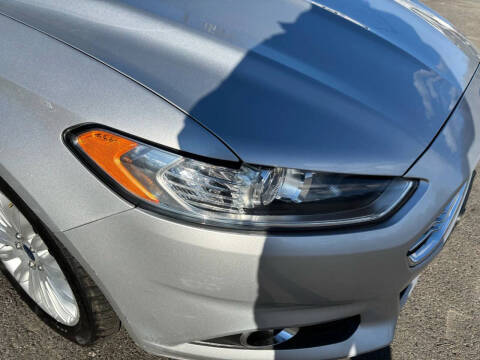 2014 Ford Fusion Energi SE
