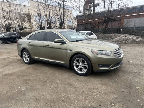 2013 Ford Taurus SEL