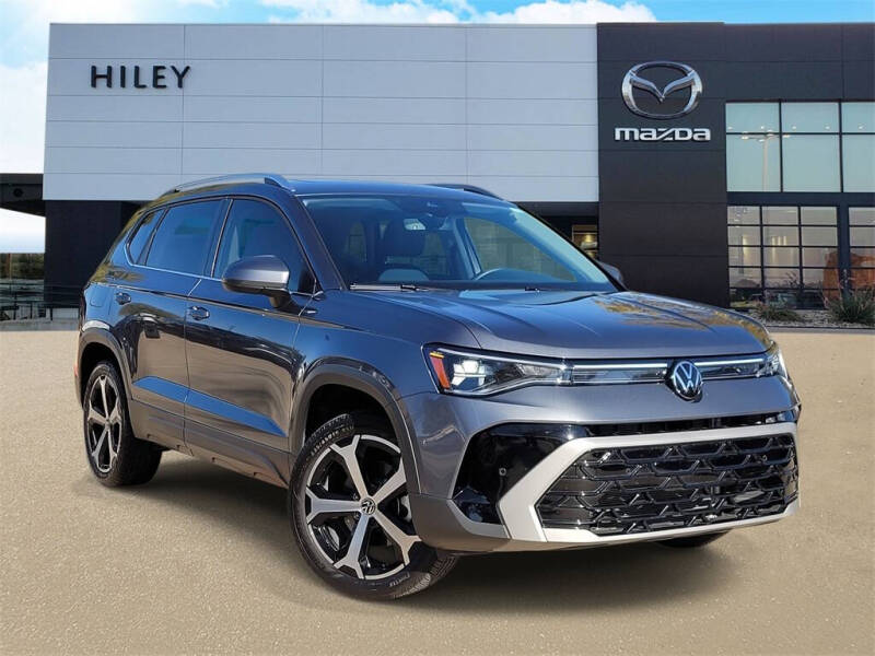 2025 Volkswagen Taos SEL 4Motion