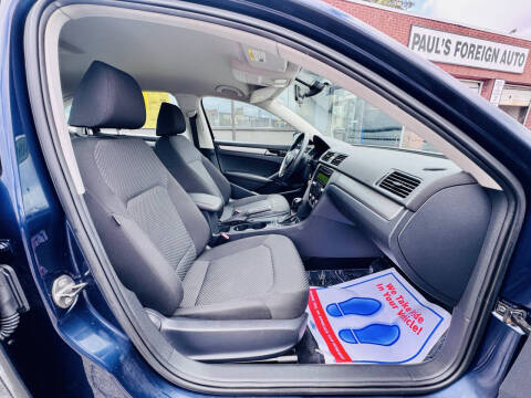 2014 Volkswagen Passat 1.8T S PZEV