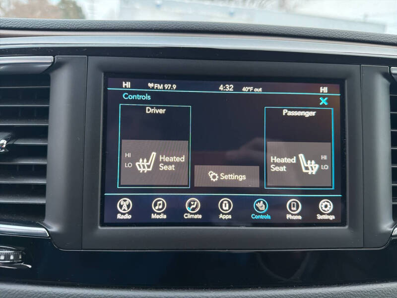 2018 Chrysler Pacifica Touring L