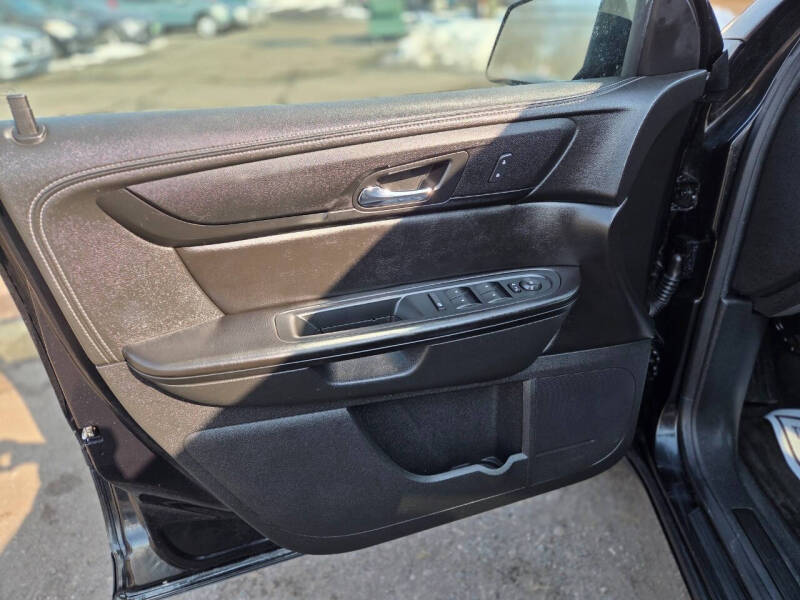 2015 GMC Acadia SLE-2