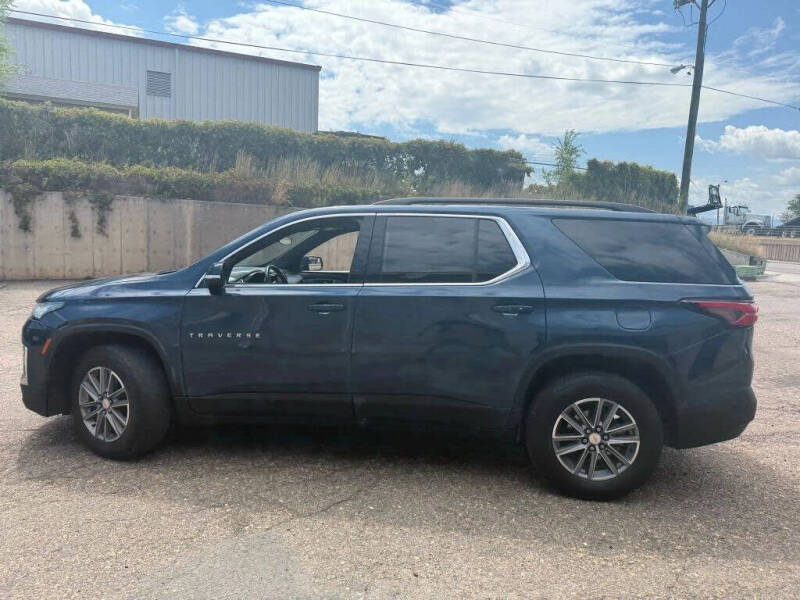 2022 Chevrolet Traverse LT Cloth