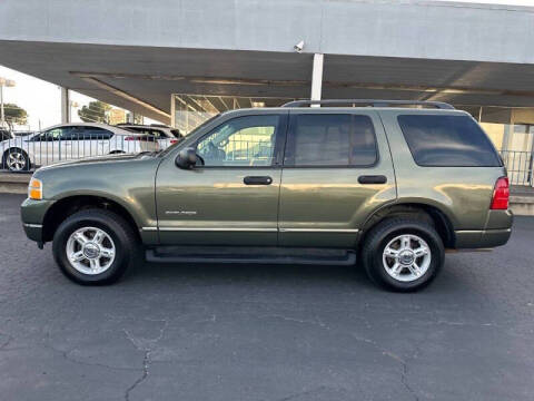 2004 Ford Explorer XLT