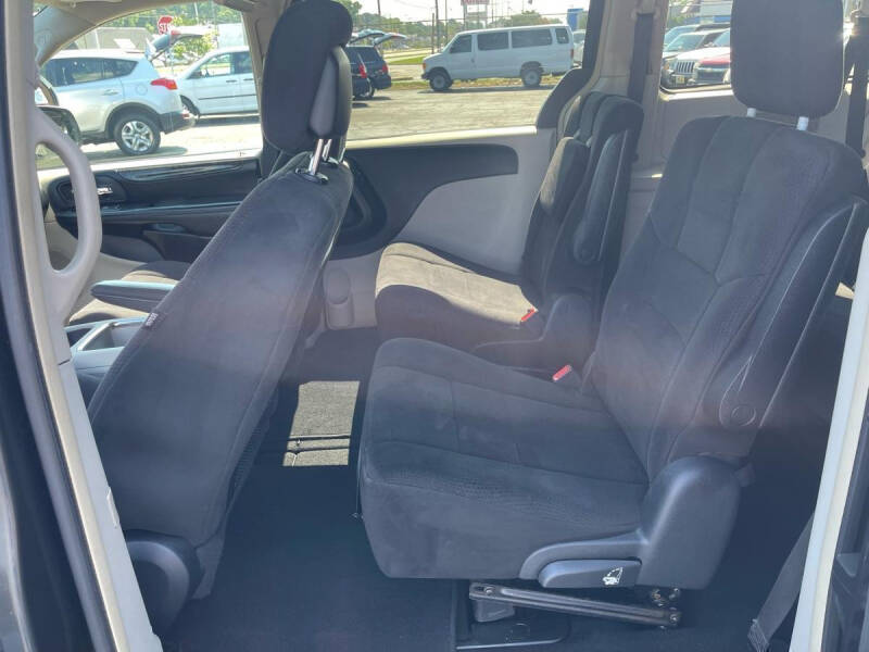 2011 Dodge Grand Caravan Crew