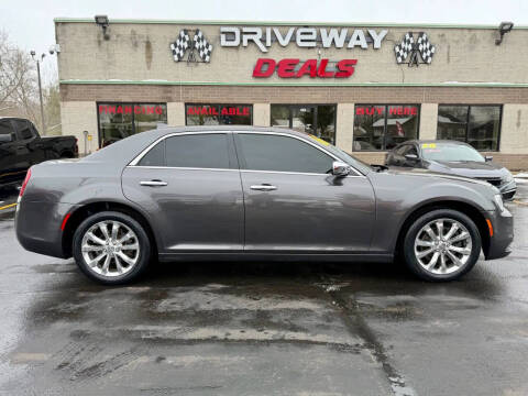 2016 Chrysler 300 C
