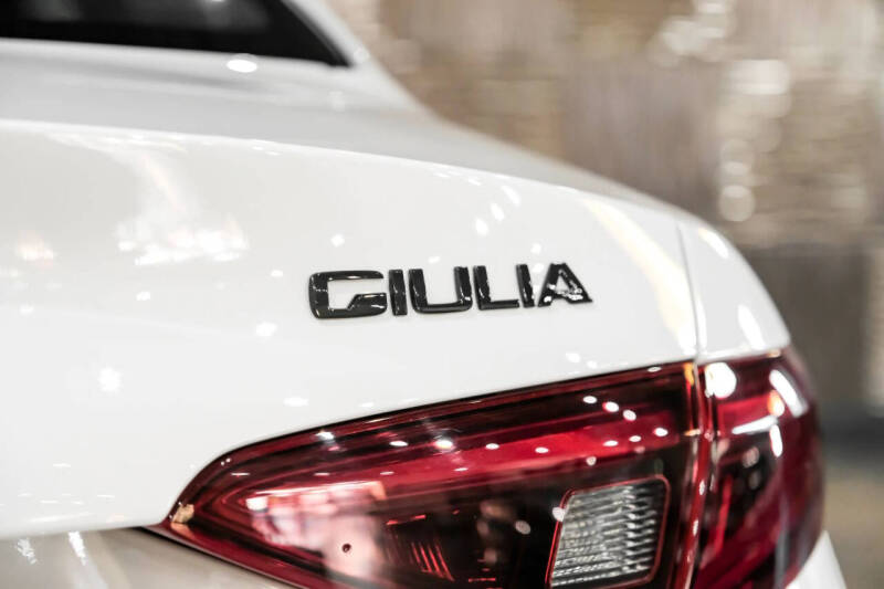 2021 Alfa Romeo Giulia