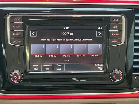 2019 Volkswagen Beetle 2.0T SE