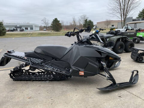2016 Arctic Cat XF 8000 High Country Limited