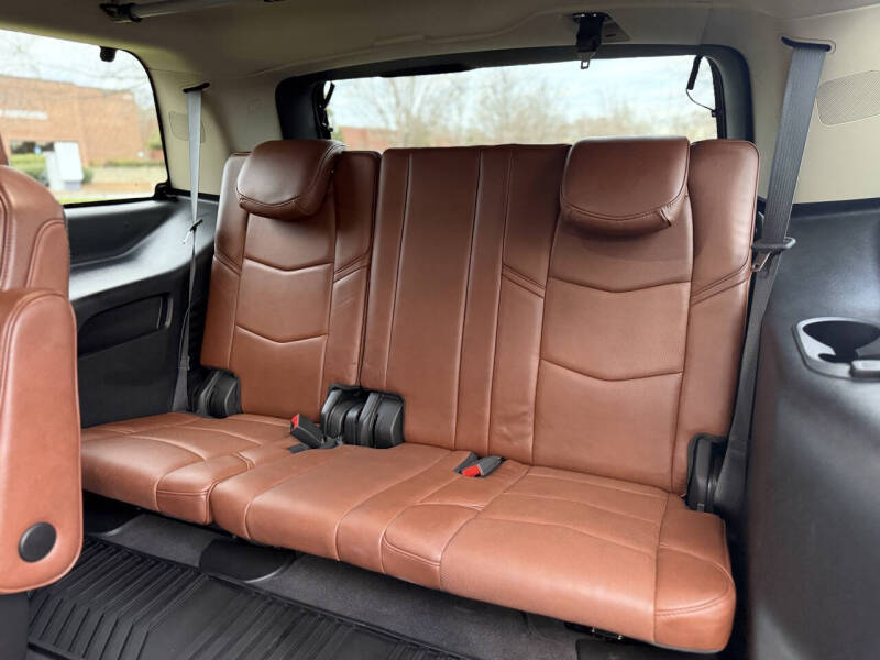 2020 Cadillac Escalade Luxury