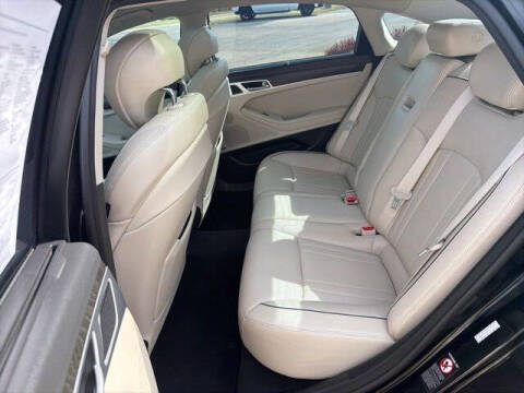 2016 Hyundai Genesis