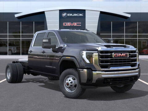2025 GMC Sierra 3500HD CC Pro