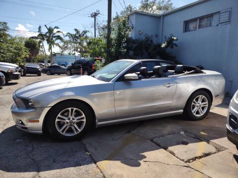 2014 Ford Mustang for sale at Auto World US Corp in Plantation FL