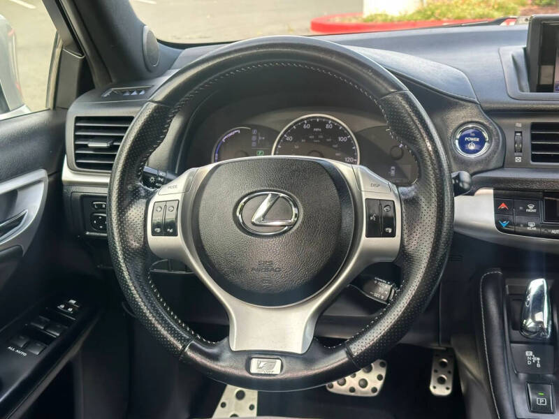 2013 Lexus CT 200h