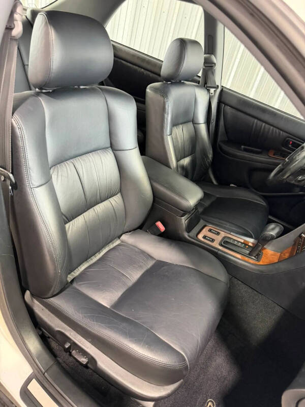 2000 Lexus ES 300