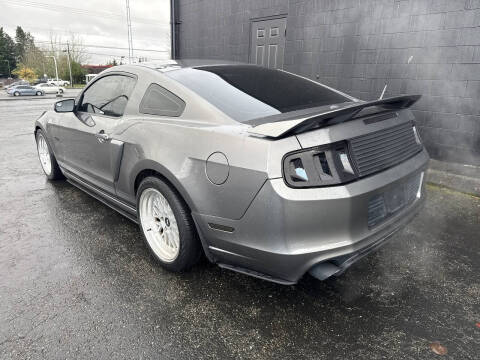 2013 Ford Mustang GT Premium