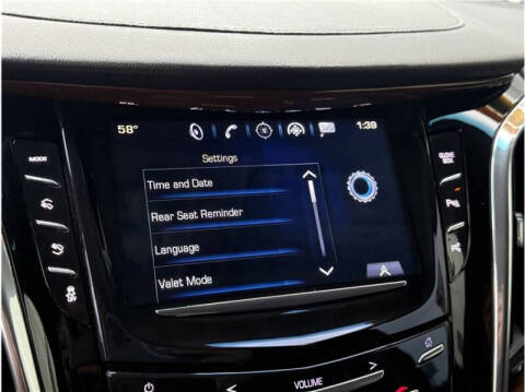 2017 Cadillac Escalade Standard