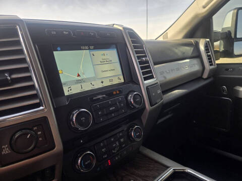 2017 Ford F-350 Super Duty Lariat