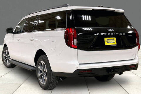 2027 Ford Expedition MAX Active
