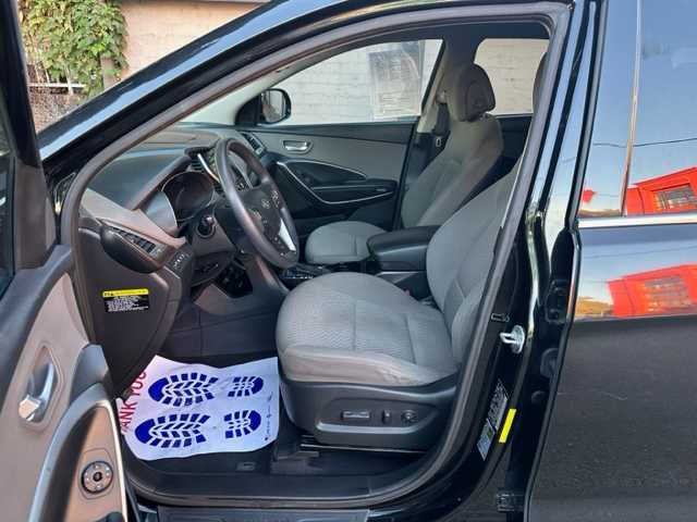 2017 Hyundai Santa Fe SE