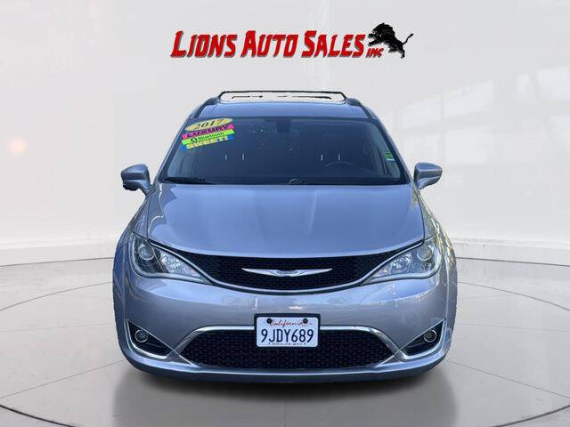 2017 Chrysler Pacifica Touring Plus