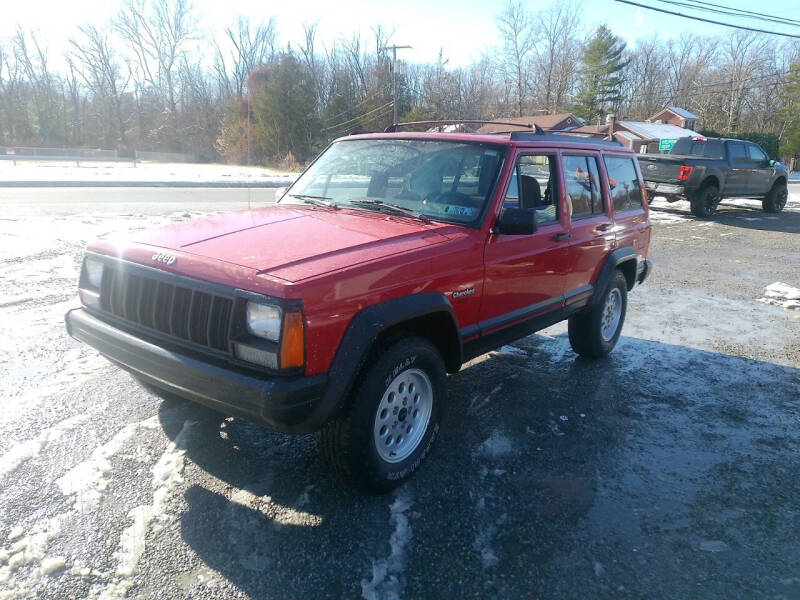 1996 Jeep Cherokee SPORT's photo
