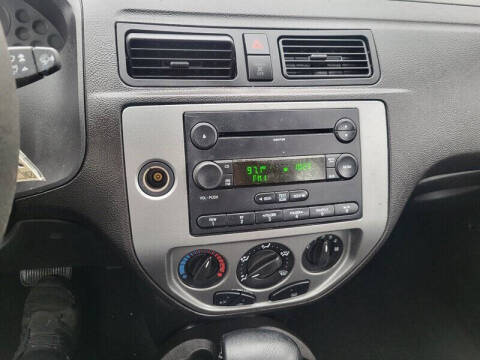 2007 Ford Focus ZX5 S