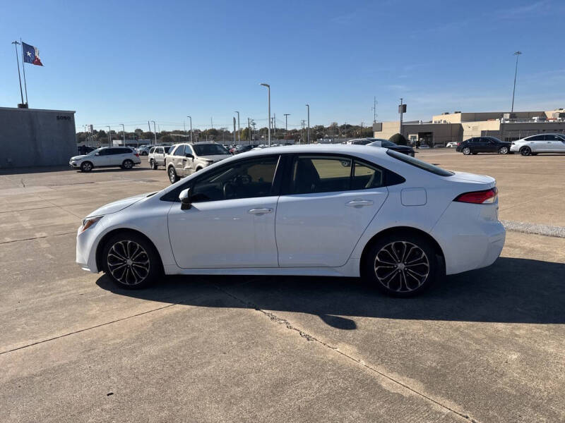 2020 Toyota Corolla LE