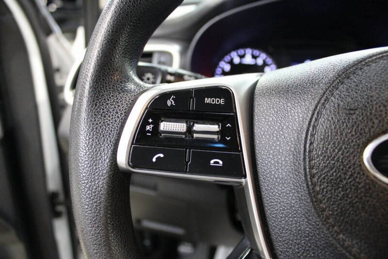 2020 Kia Sorento LX V6