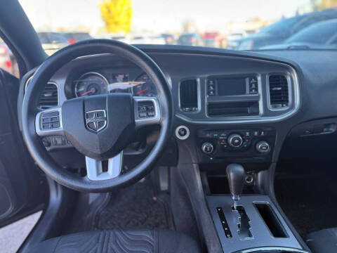 2013 Dodge Charger SE