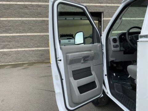 2025 Ford E-Series